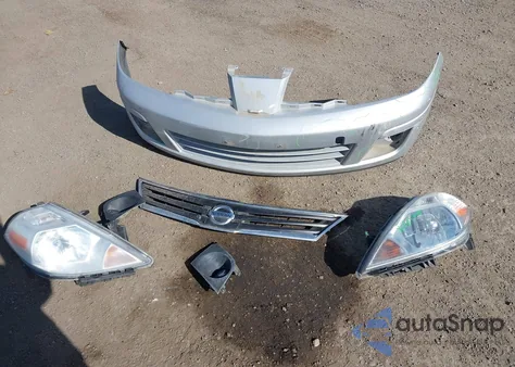 2010 Nissan Versa 1.8S z USA, uszkodzony, nr VIN 3N1BC1CP3AL430059